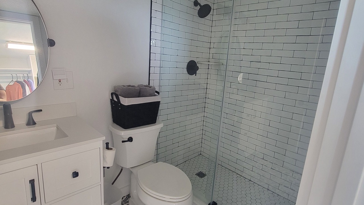 Photo of Bathroom in Avon By The Sea