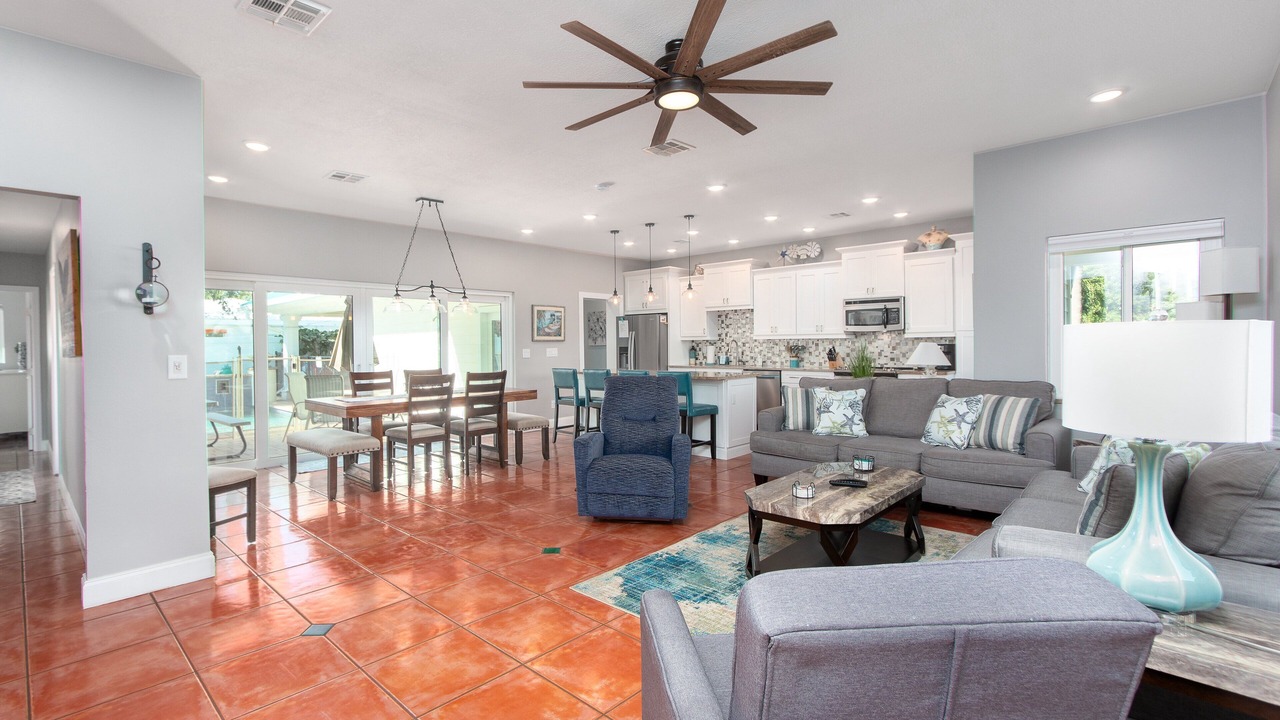Photo of Livingroom in Clearwater Beach