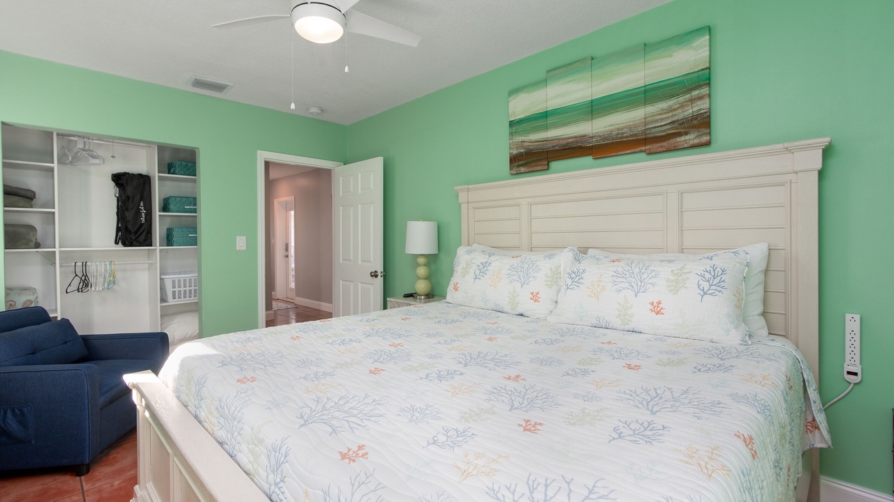 Photo of Bedroom in Clearwater Beach