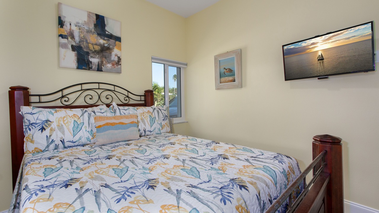 Photo of Bedroom in Clearwater Beach