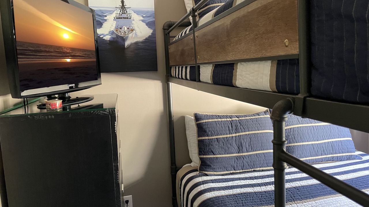 Photo of Bedroom in Bay Esplanade
