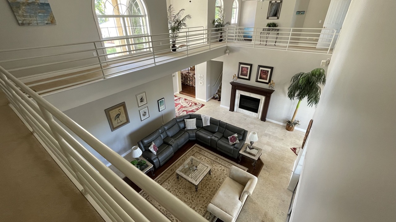 Photo of Bedroom in Peninsula Point