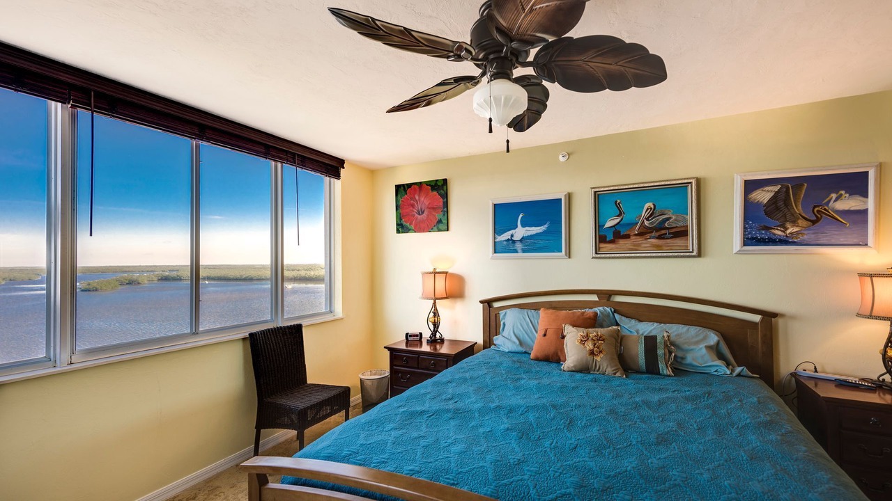 Photo of Bedroom in Mid Island