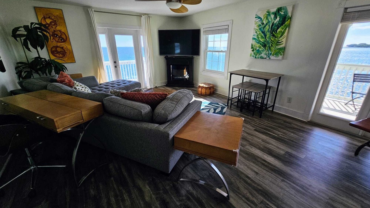 Photo of Livingroom in Coquina Key