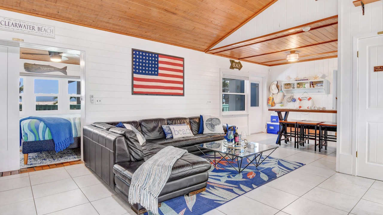 Photo of Livingroom in Belleair Beach