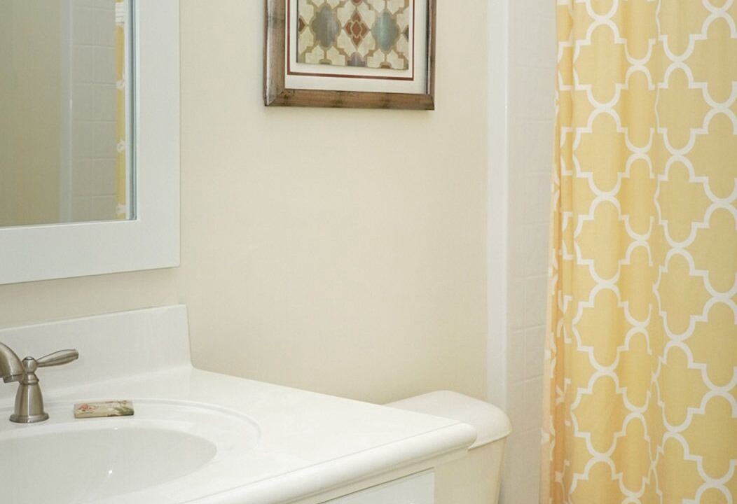 Photo of Bathroom in Marathon