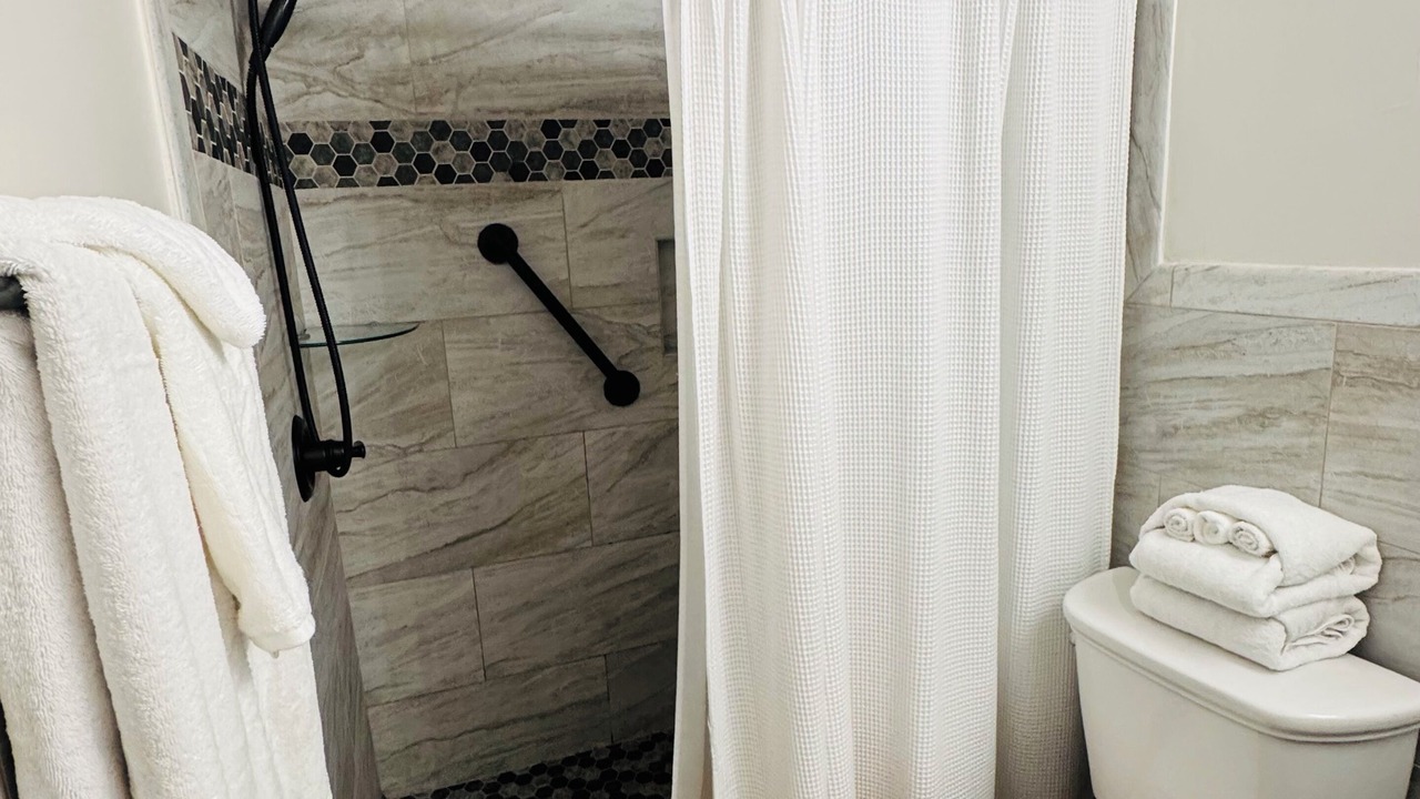 Photo of Bathroom in Biltmore Beach