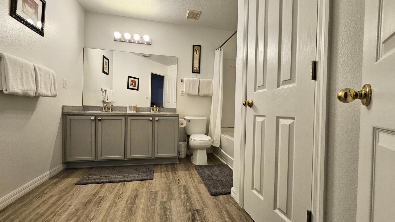 Photo of Bathroom in Sunrise Lakes