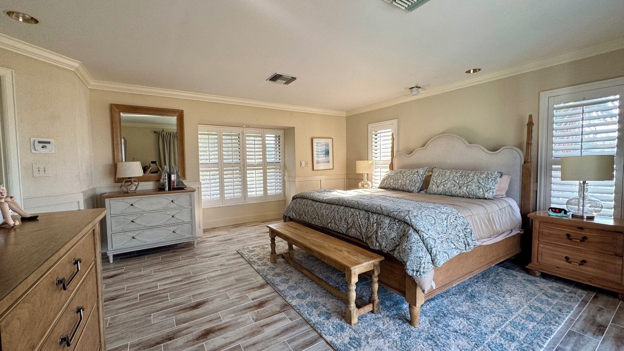 Photo of Bedroom in Island Estate
