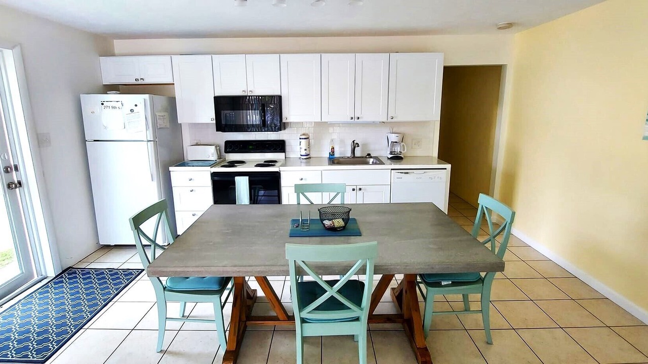 Photo of Kitchen in Key Colony Beach