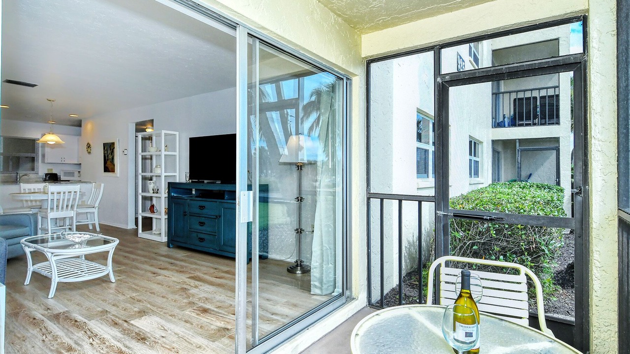 Photo of Livingroom in Siesta Key