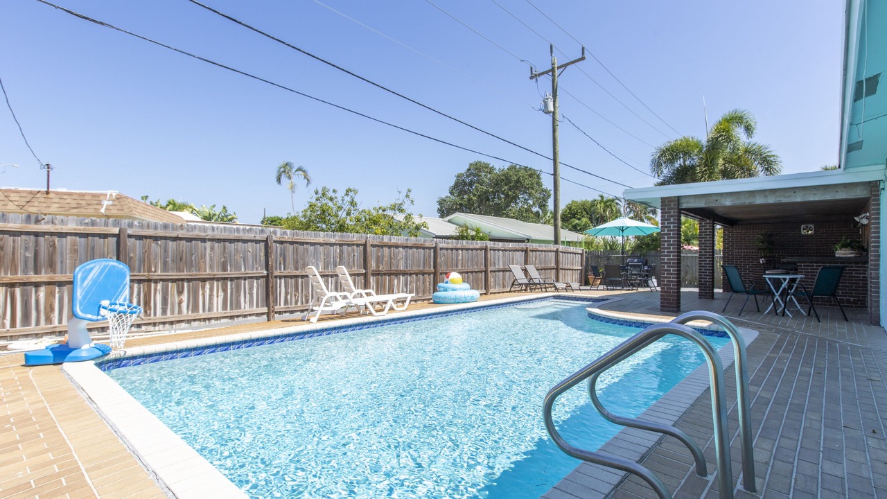 Photo of Outdoor in Tropic Palms