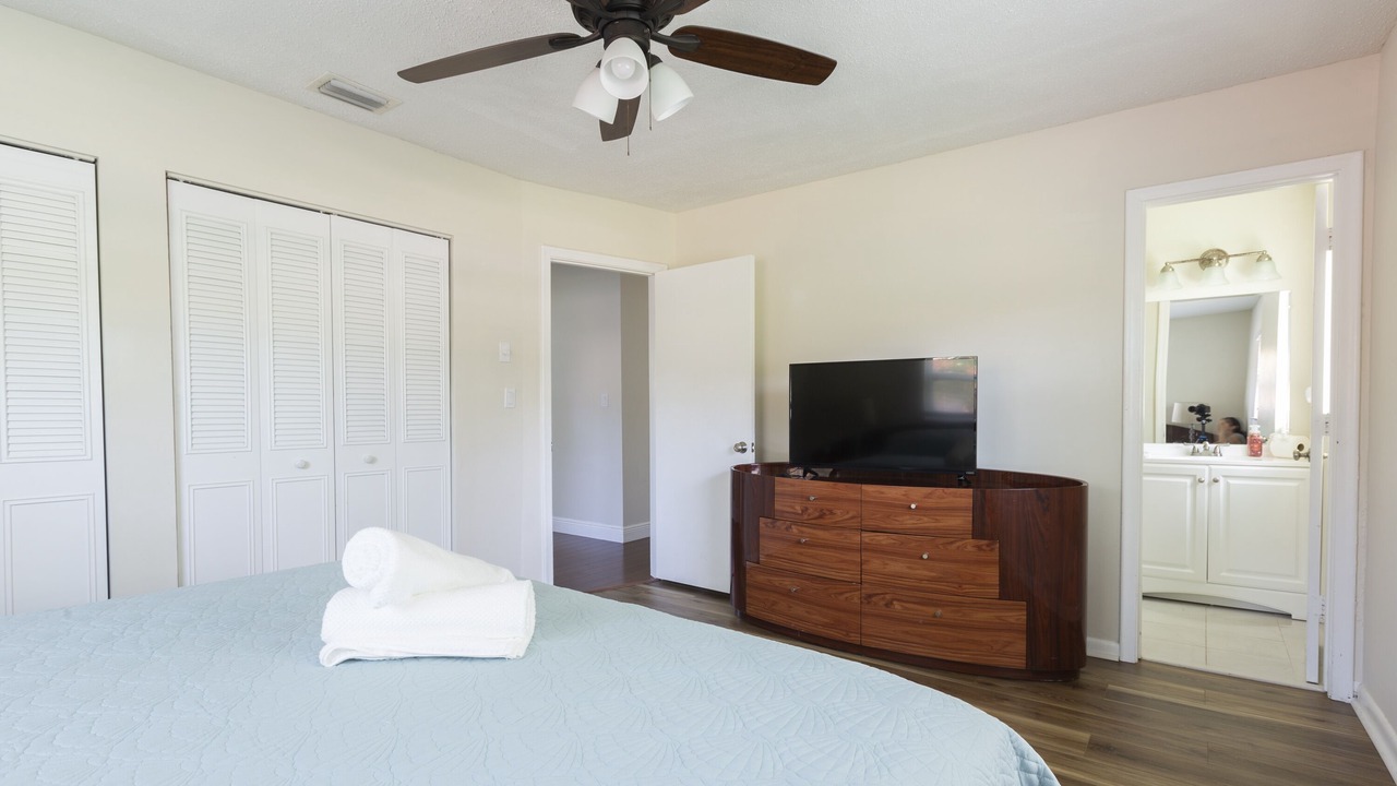 Photo of Bedroom in Tropic Palms