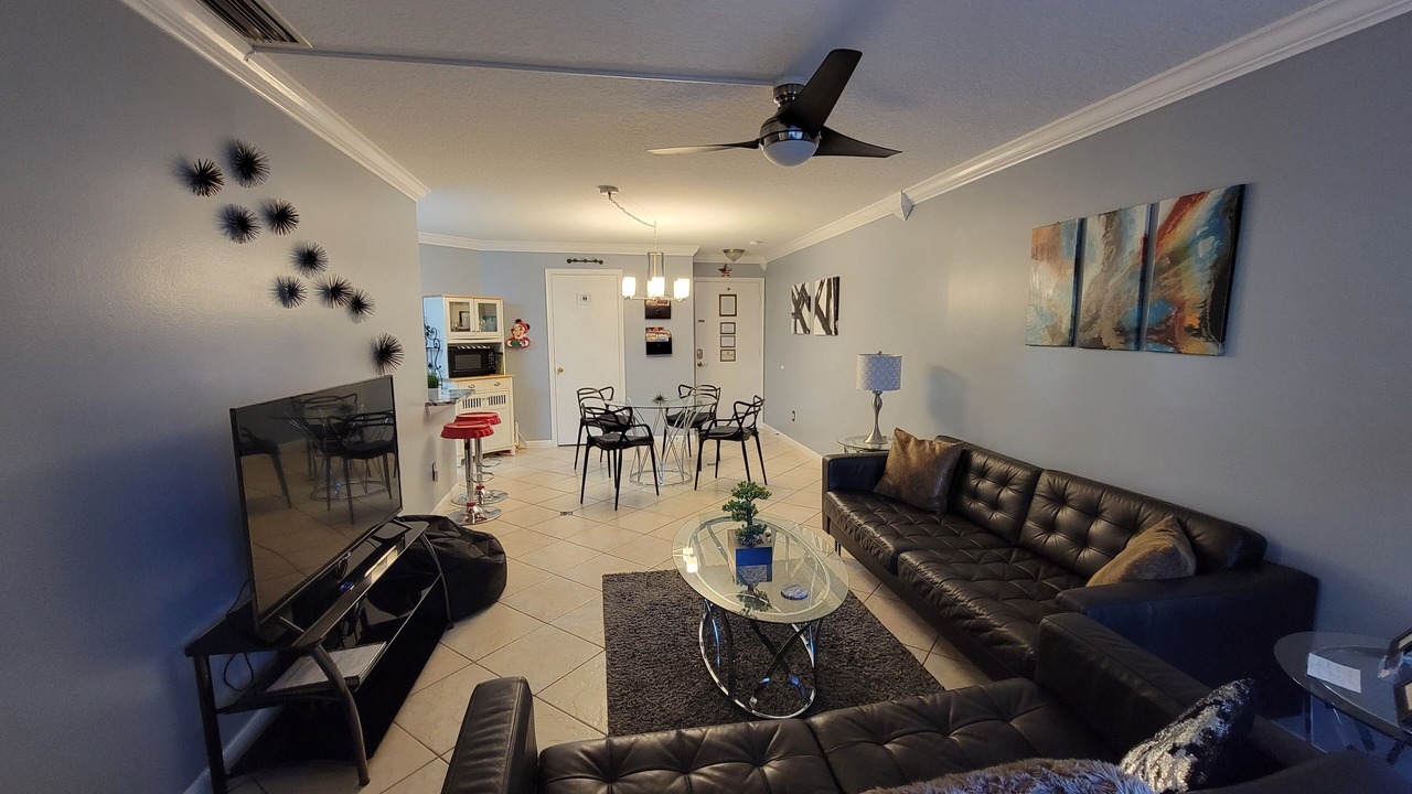 Photo of Livingroom in Ventura