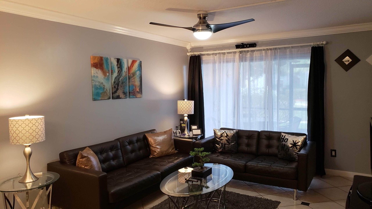 Photo of Livingroom in Ventura