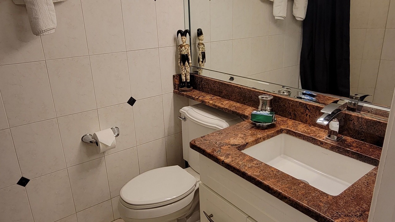 Photo of Bathroom in Ventura