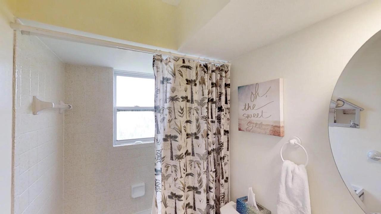 Photo of Bathroom in Surfcrest Village