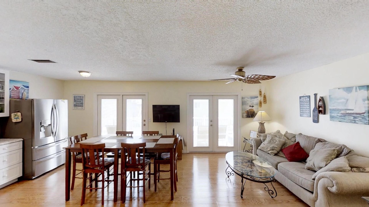 Photo of Others in Surfcrest Village