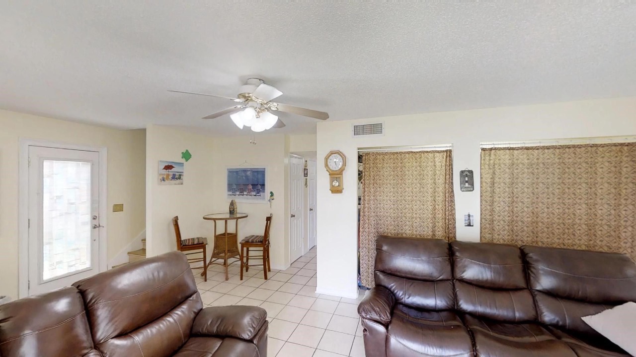 Photo of Bedroom in Surfcrest Village