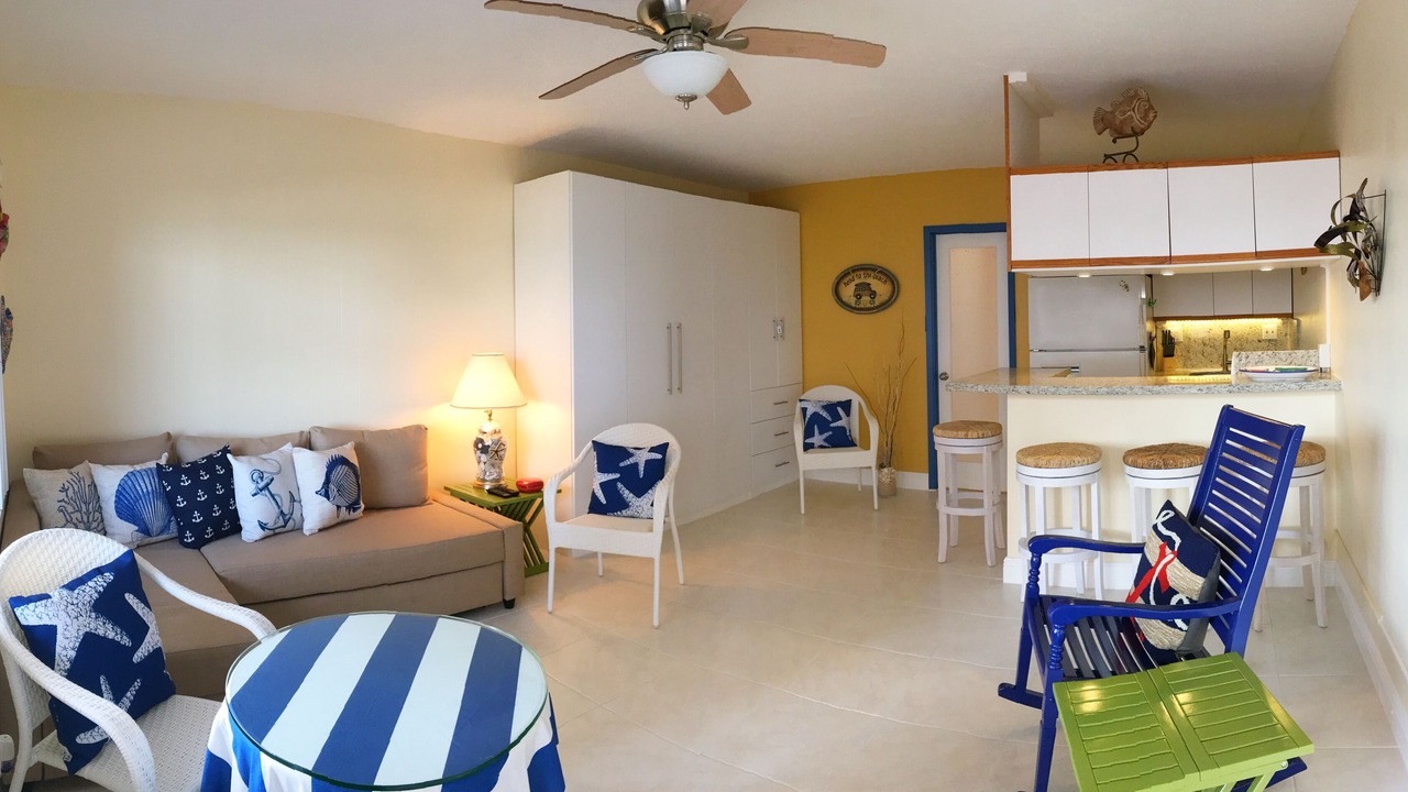 Photo of Livingroom in Lauderdale-by-the-Sea