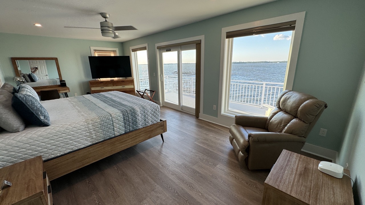 Photo of Bedroom in Navarre Beach