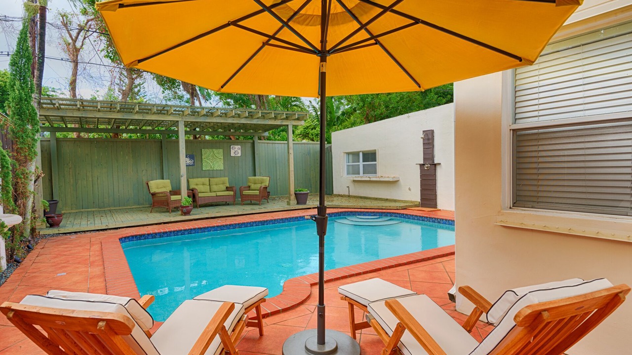 Photo of Outdoor in Coral Way