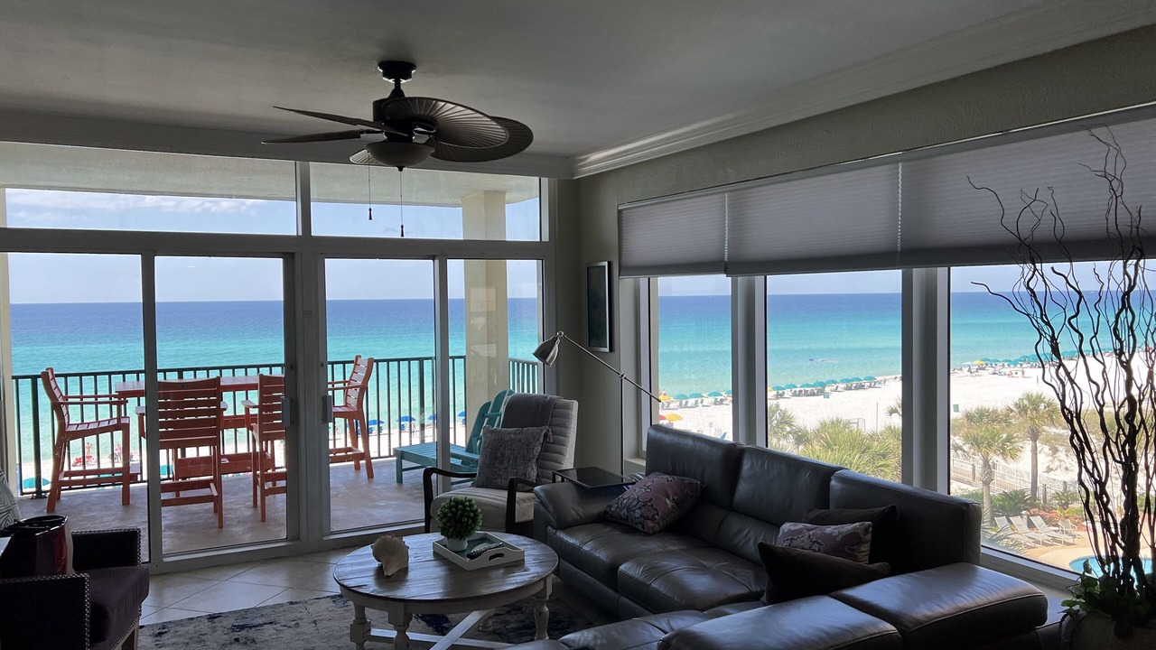 Photo of Livingroom in Destin