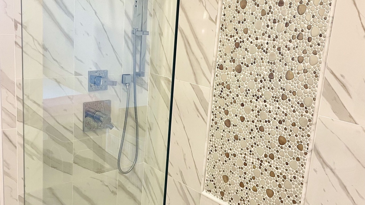 Photo of Bathroom in Pelican Bay