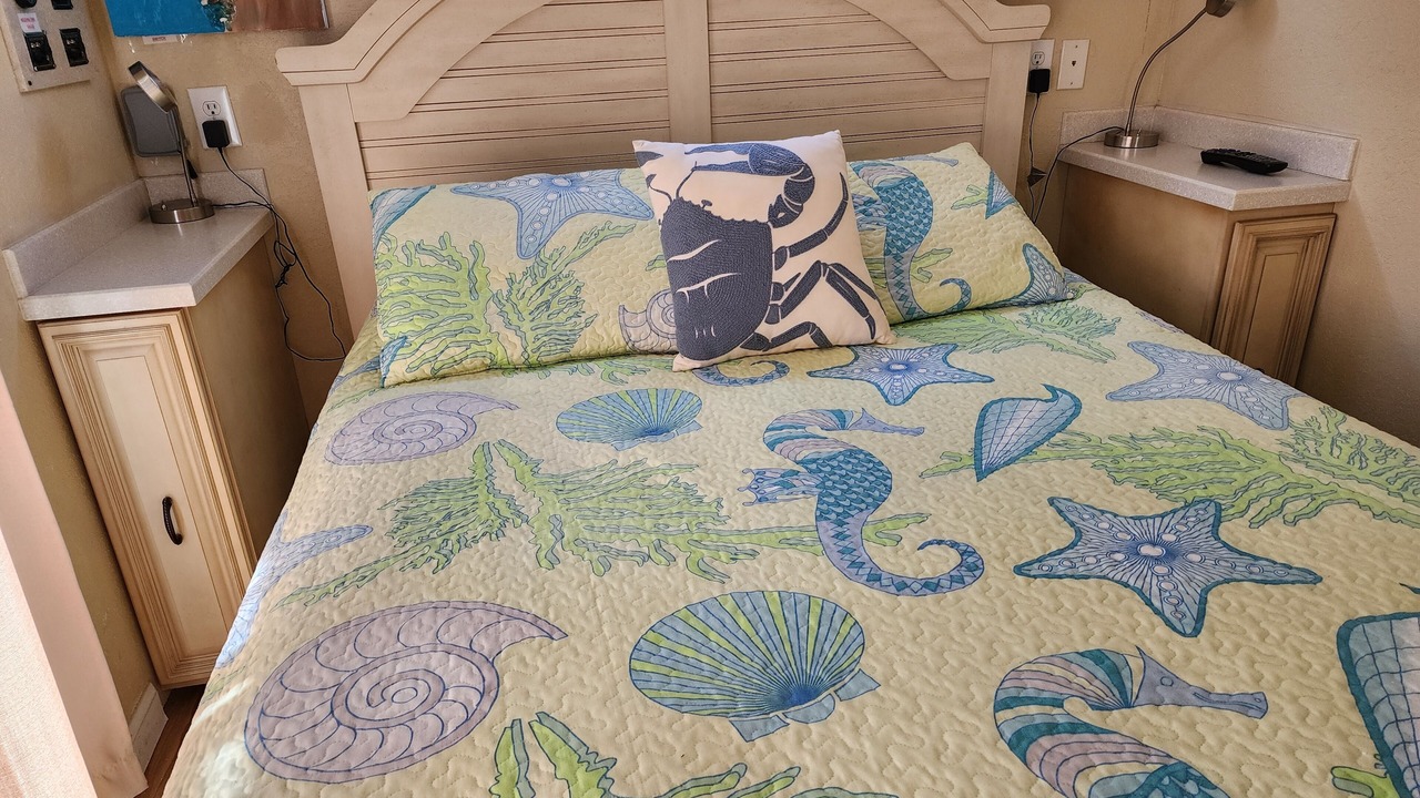 Photo of Bedroom in Apalachicola