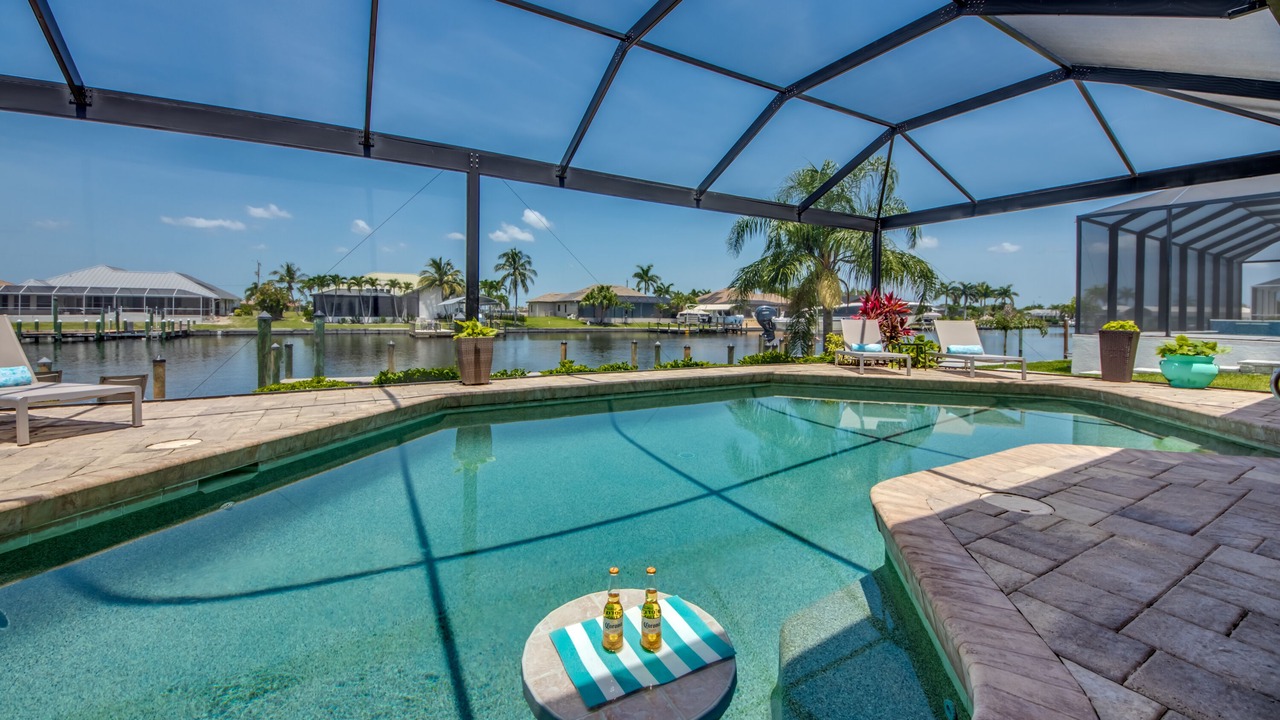 Photo of Outdoor in Pelican