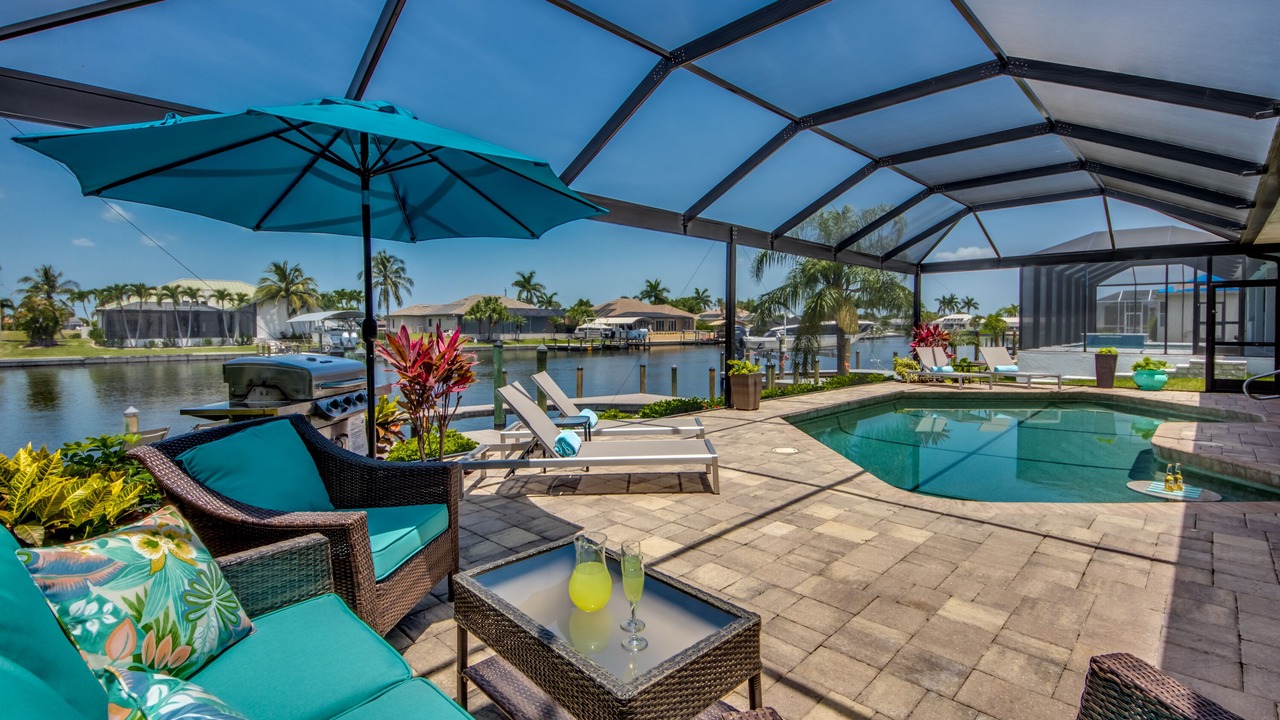 Photo of Outdoor in Pelican