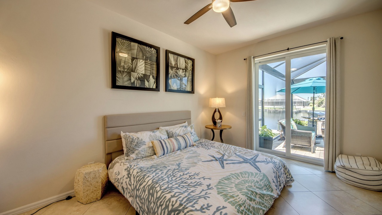 Photo of Bedroom in Pelican