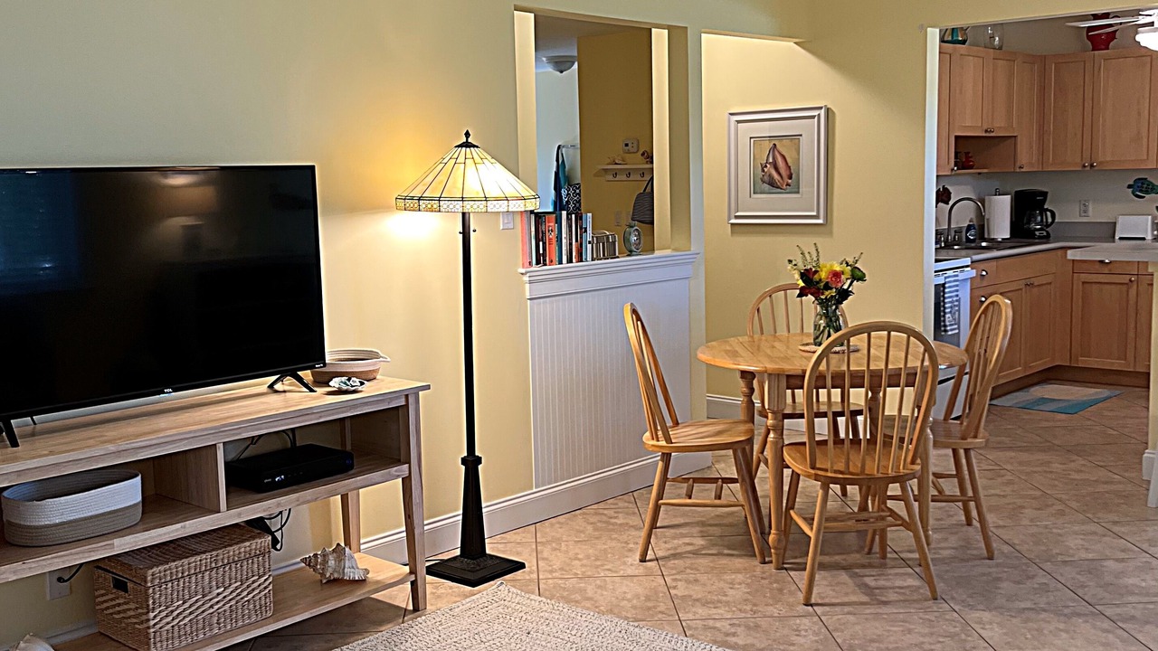 Photo of Livingroom in Juno Beach