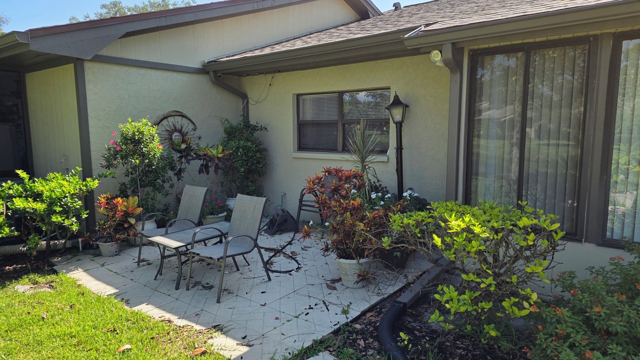 Photo of Patio Balcony in Quail Forest