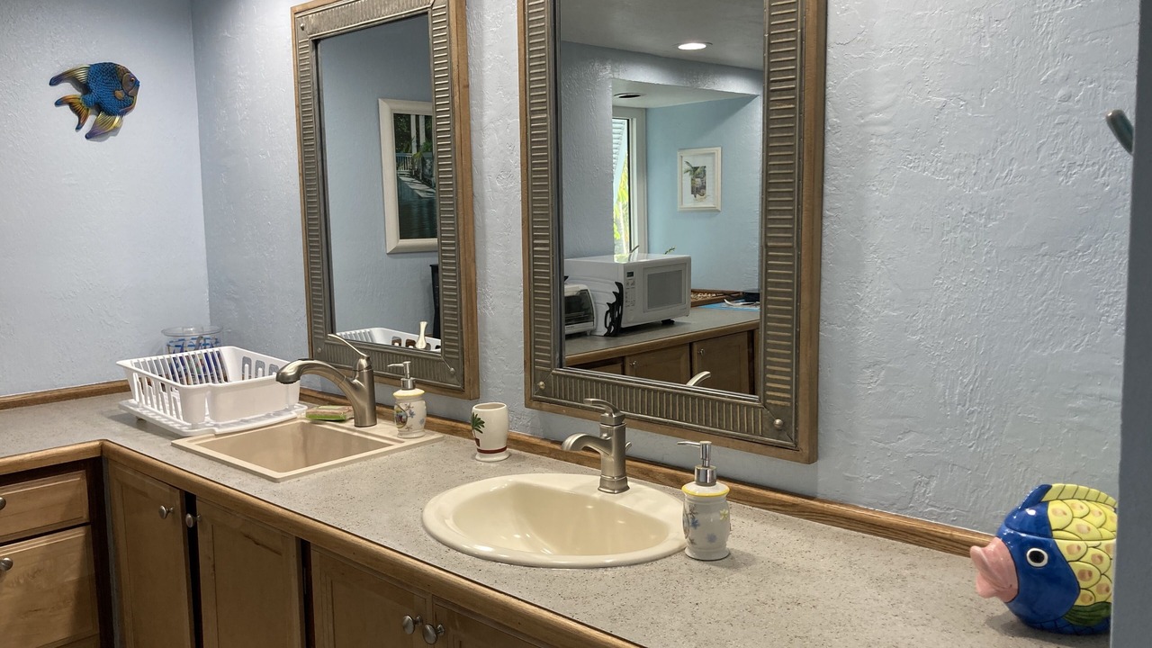 Photo of Bathroom in Islamorada