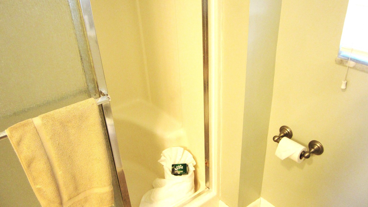Photo of Bathroom in Key Colony Beach