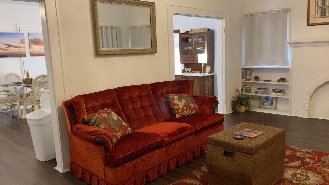 Photo of Livingroom in DeLand