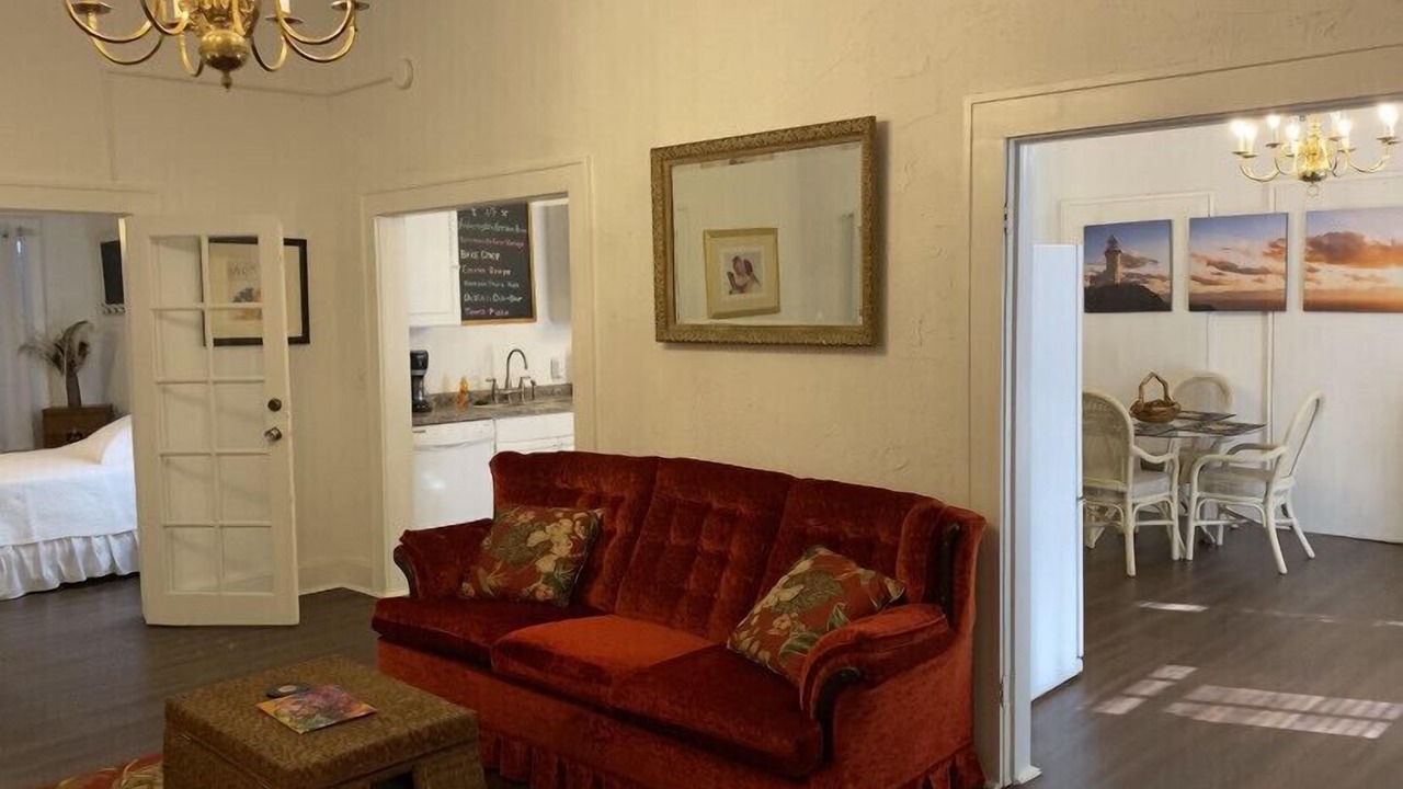 Photo of Livingroom in DeLand