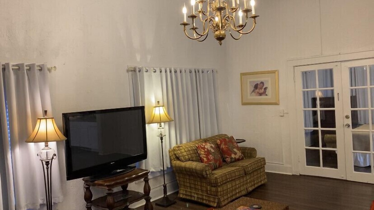 Photo of Livingroom in DeLand