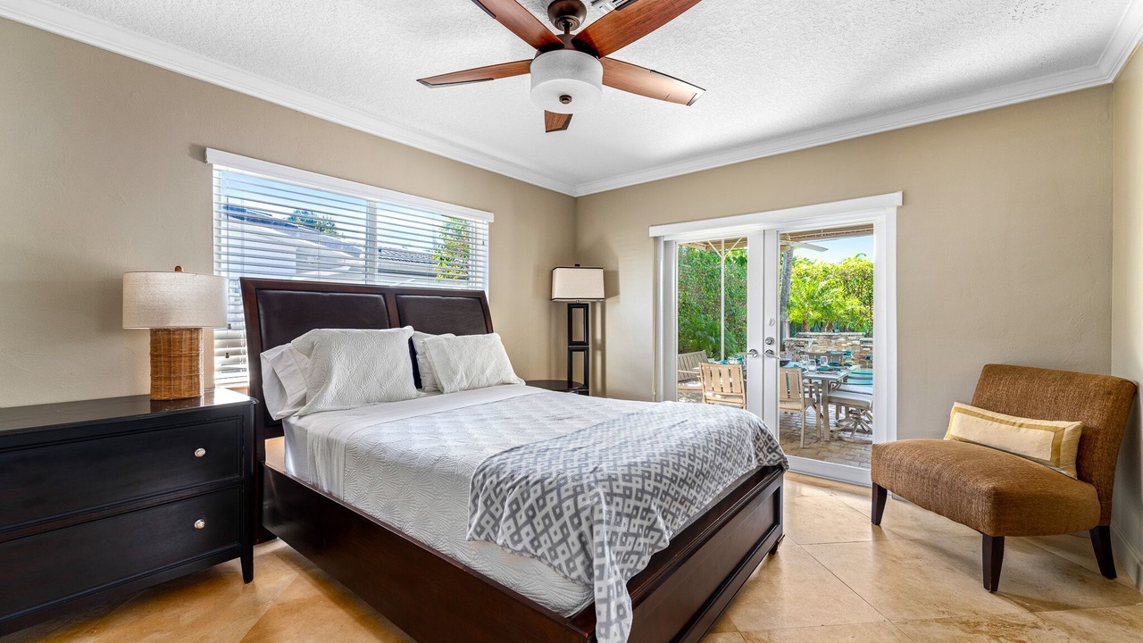 Photo of Bedroom in Lauderdale-by-the-Sea
