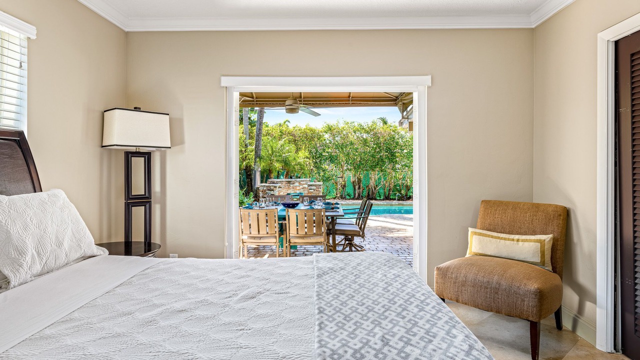 Photo of Bedroom in Lauderdale-by-the-Sea