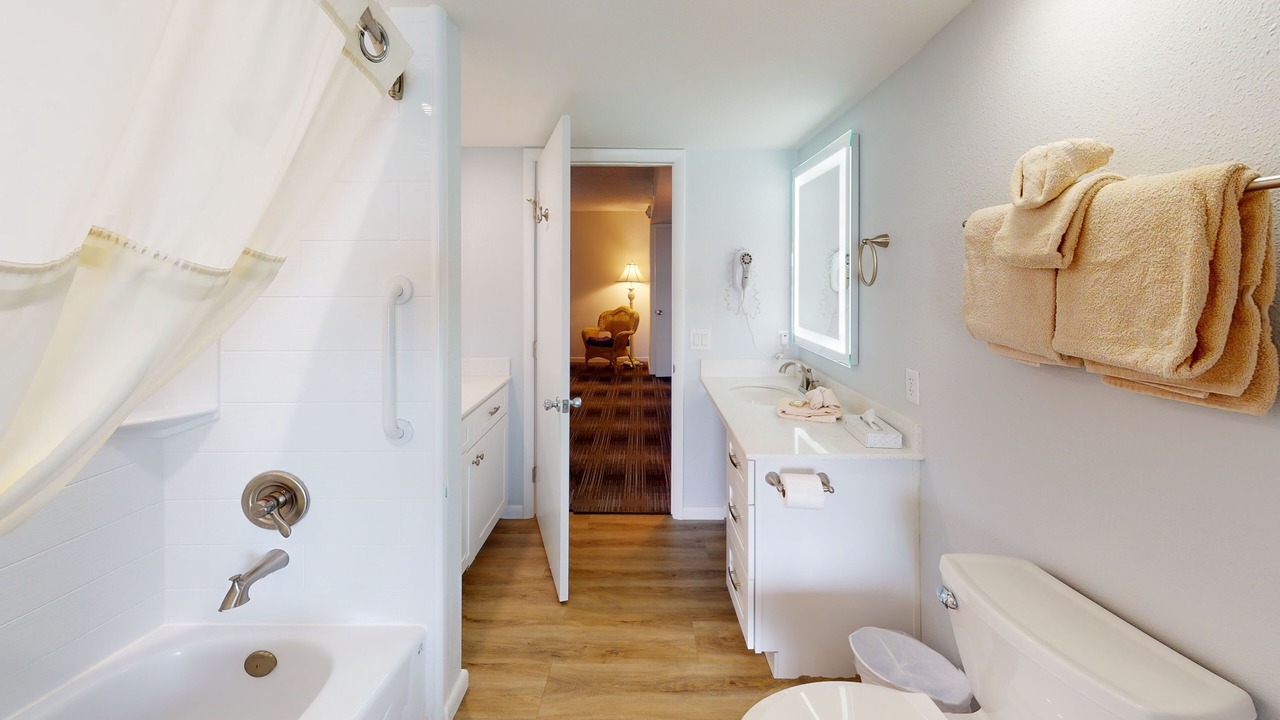 Photo of Bathroom in Satellite Beach