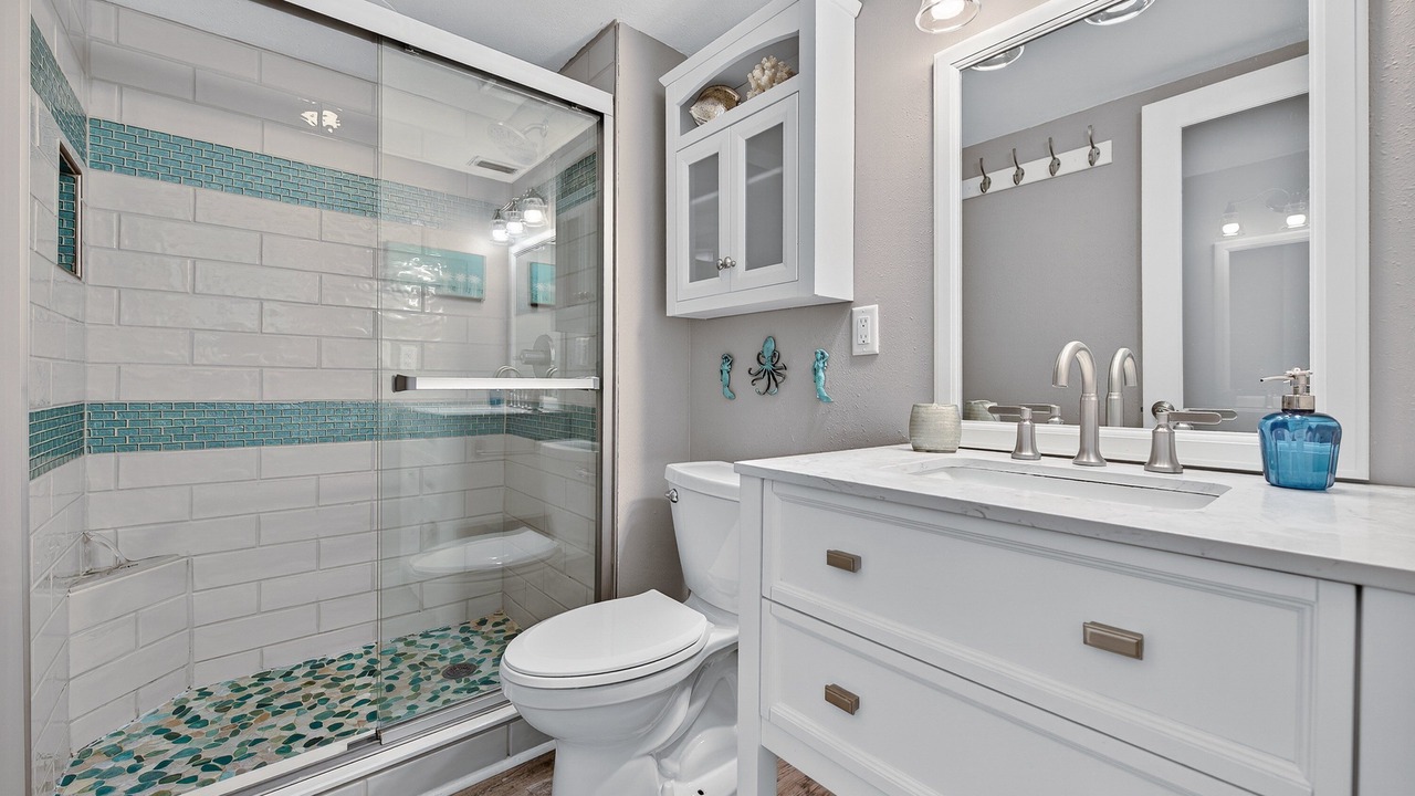 Photo of Bathroom in New Smyrna Beach