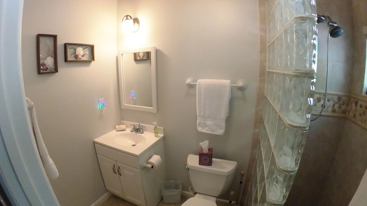 Photo of Bathroom in Islamorada