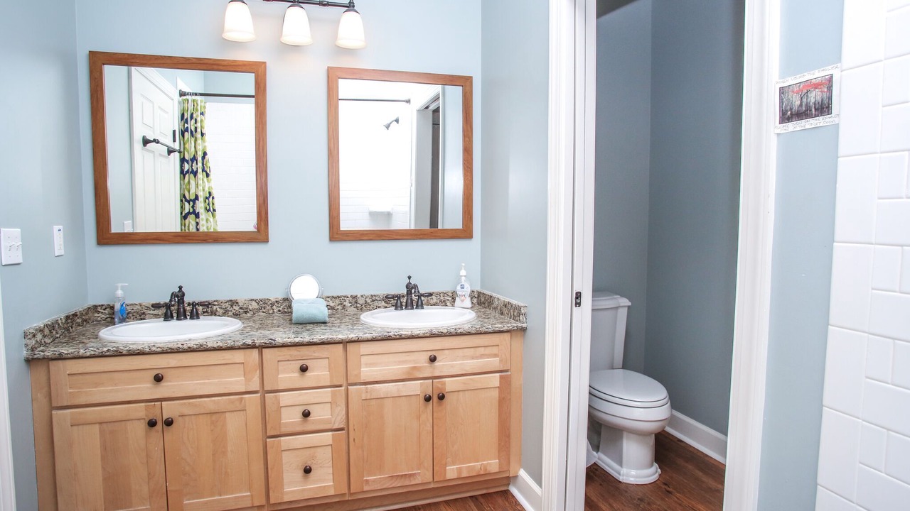Photo of Bathroom in Historic Downtown Apalachicola