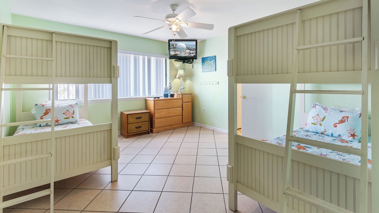 Photo of Bedroom in Navarre Beach