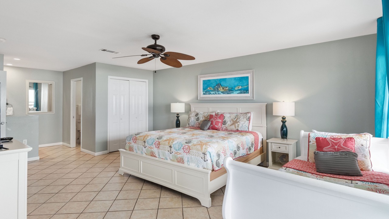 Photo of Bedroom in Navarre Beach
