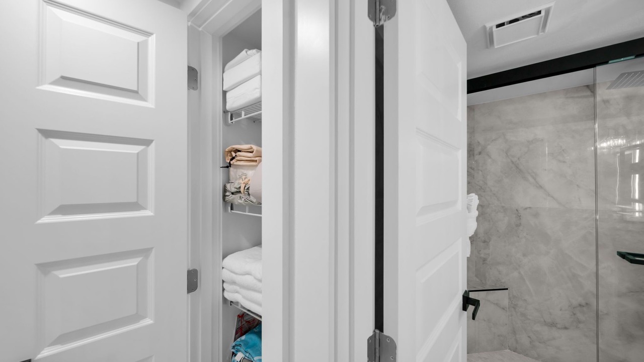 Photo of Bathroom in Mid Island