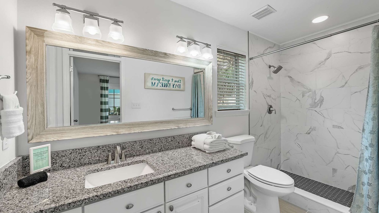 Photo of Bathroom in Crystal Shores