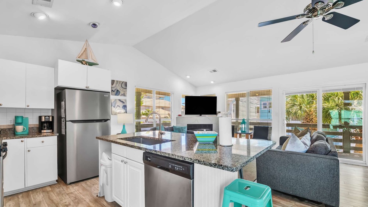 Photo of Kitchen in Crystal Shores
